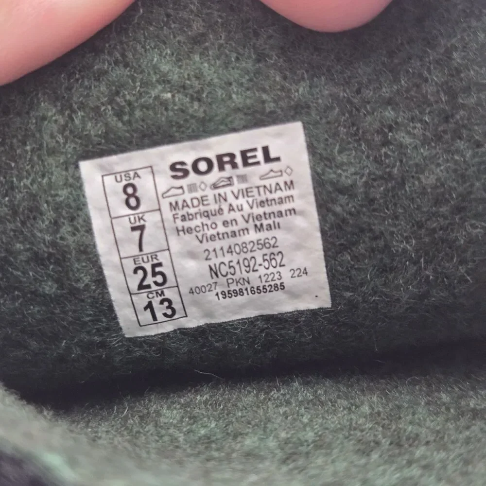 Sorel flurry winter
